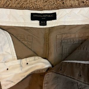 Men's 36x32 Banana Republic Linen Pants. Excellent condition.